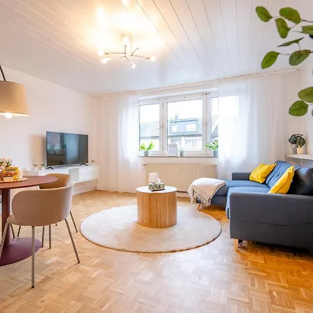 Moderne Wohnung, 5 Min Zum Centro, 30min Zur Messe Essen, Perfekt Fuer Paare Oder Familien, Kostenloses Wlan Apartmán Oberhausen (North Rhine-Westphalia)