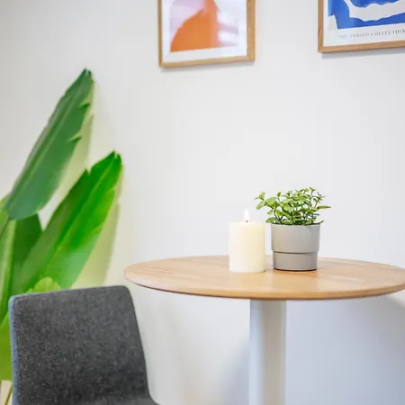 Moderne Wohnung, 5 Min Zum Centro, 30min Zur Messe Essen, Perfekt Fuer Paare Oder Familien, Kostenloses Wlan Apartmán *